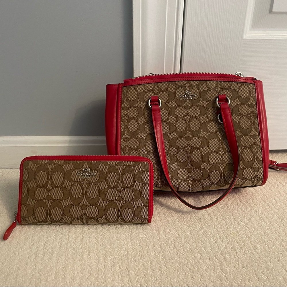 Small Coach Handbag, with crossbody strap and matching wallet